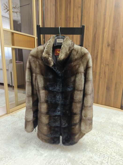 Продам норковую шубу б/у