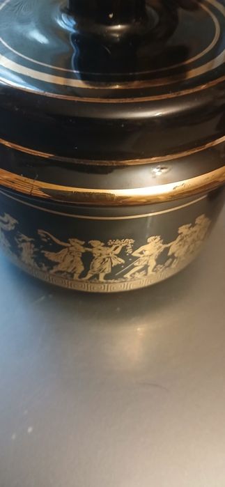 Захарница и солничка с антични елински мотиви