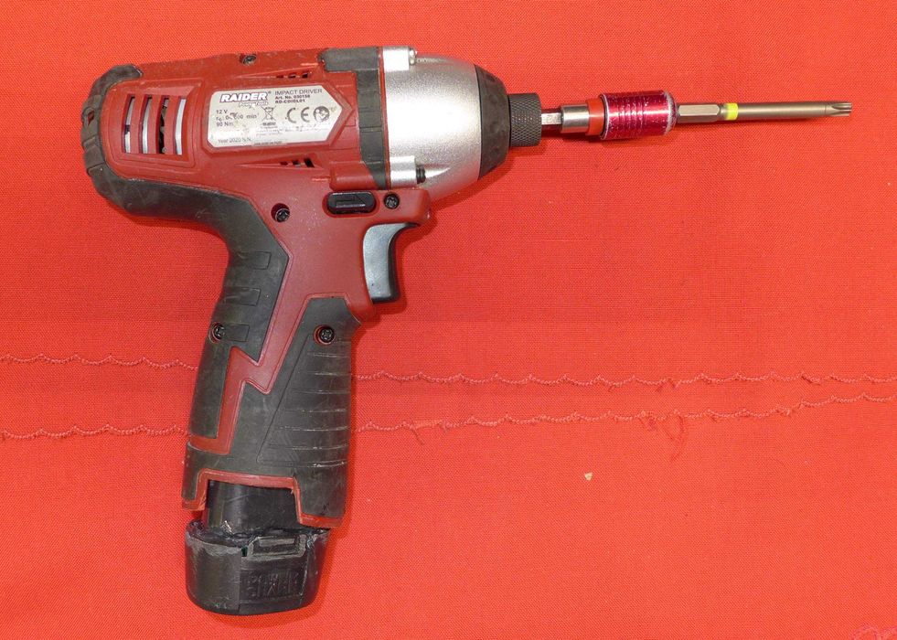 За ремонта на автомобила:100% работещи акумулаторни помощници