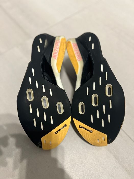 Vând adidași de alergare ADIZERA Prime X2 STRUNG