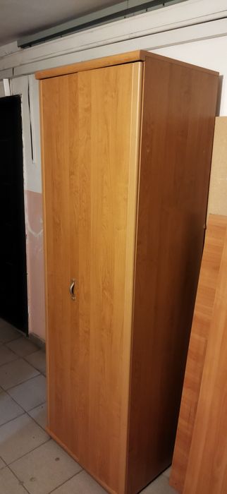 Отдам даром мебель