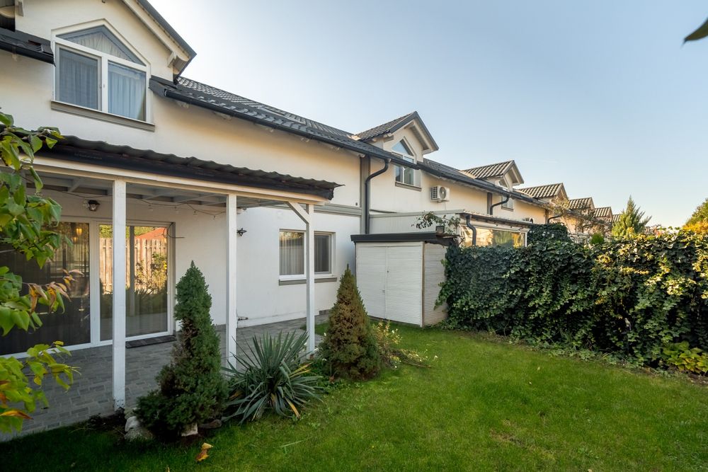 Ecovillas-Casa cu pompa de caldura geotermala,4camere,mobilata&utilata,90%reducere la facturi, izolata la standardul unei case pasive