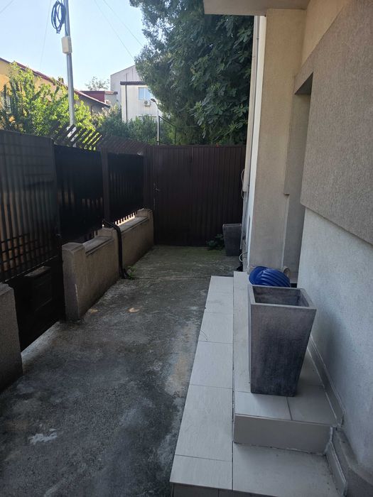 vila 150 mp tineretului, renovata, centrala proprie, curte plus 3 locuri parcare