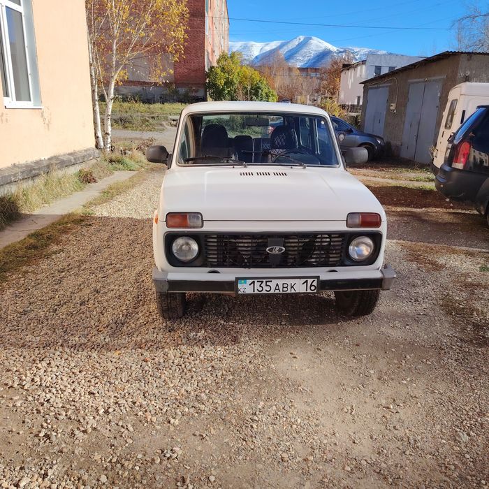 Продам ниву 21214