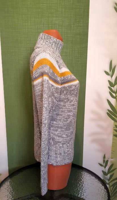 Pulover pe gât 20% lână, marimea M, Casa Blanca