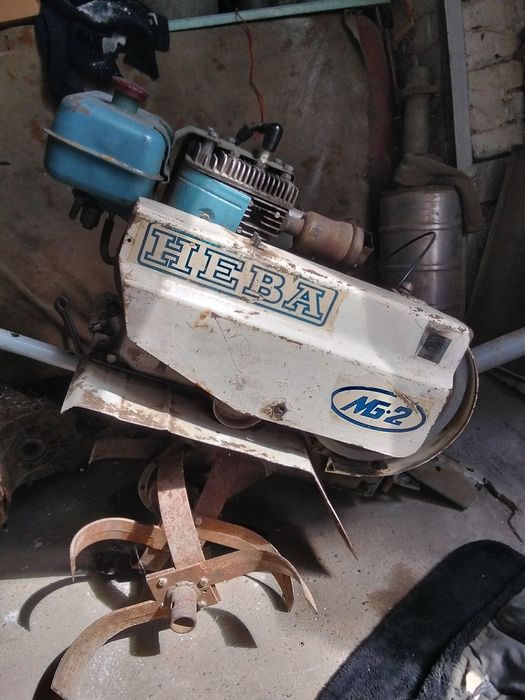 продам мотоблок Нева