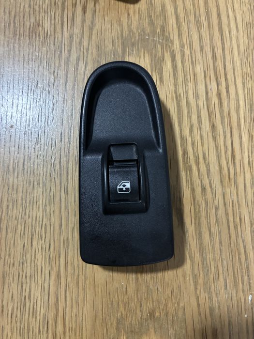 Butoane geamuri iveco daily  2014