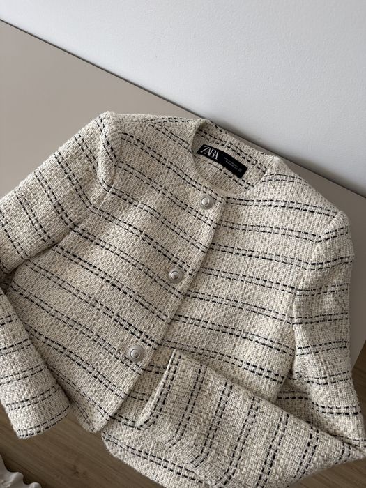 Светло сако с подплънки