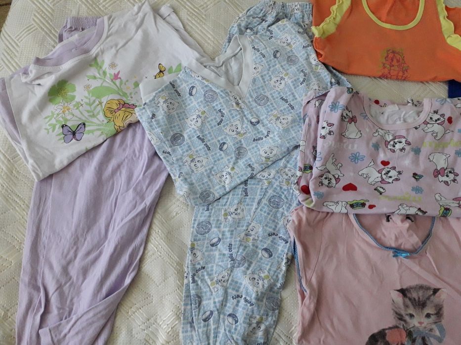 Зимни и летни пижами за момиче р. 128