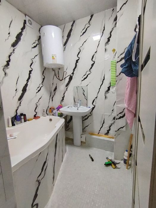 1 комнатная с ремонтом и с обстановкой