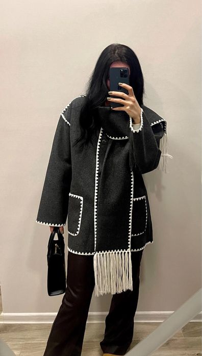 Пальто женское с шарфом