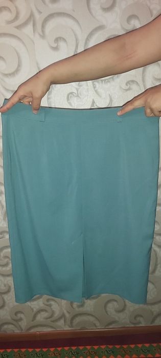 Продам юбки и пальто