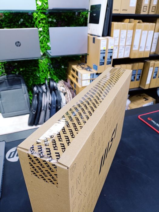 MSI Thin 15 2050