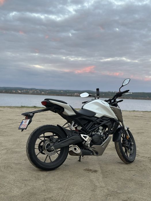 Honda cb125r 2018
