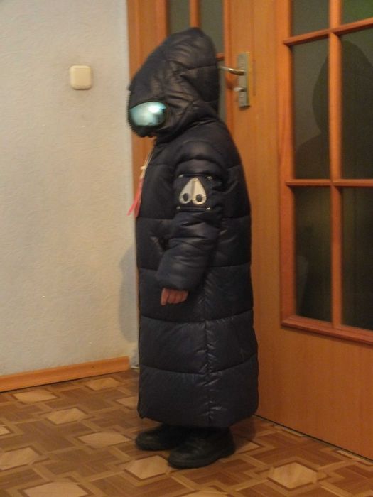 Продам детские пуховики