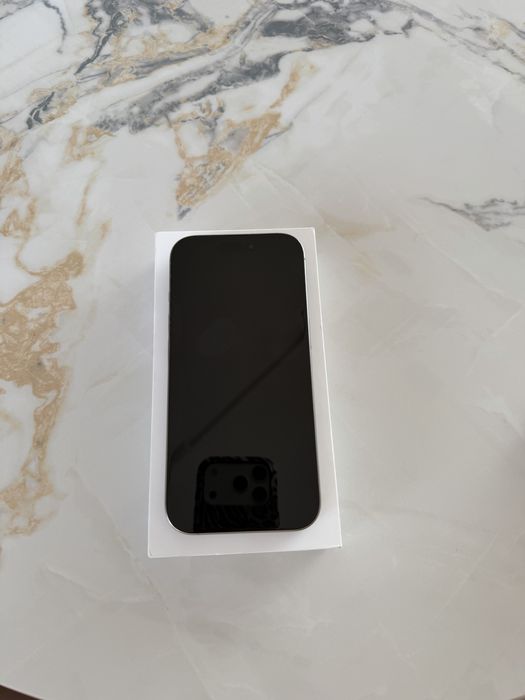 Iphone 16 Pro, 128GB (life battery 94%)