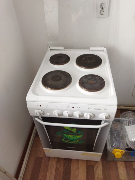 Продам электроплиту