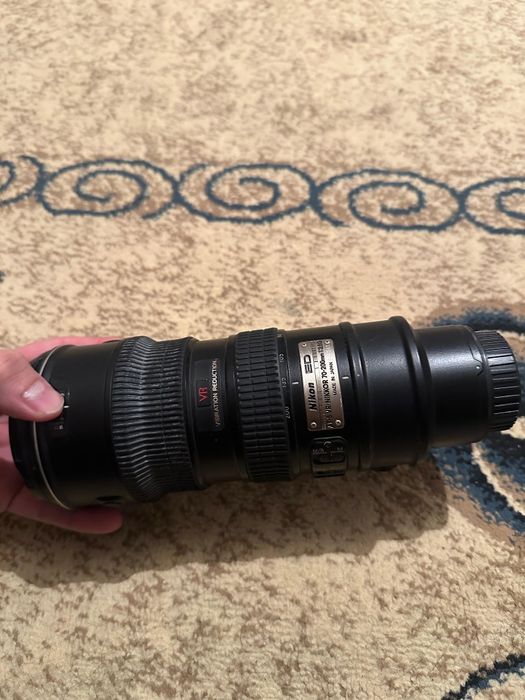 Объектив Никон в ид состоянии