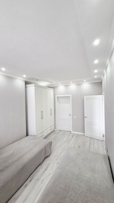 Медеуский р-н 4ком квартира у парка