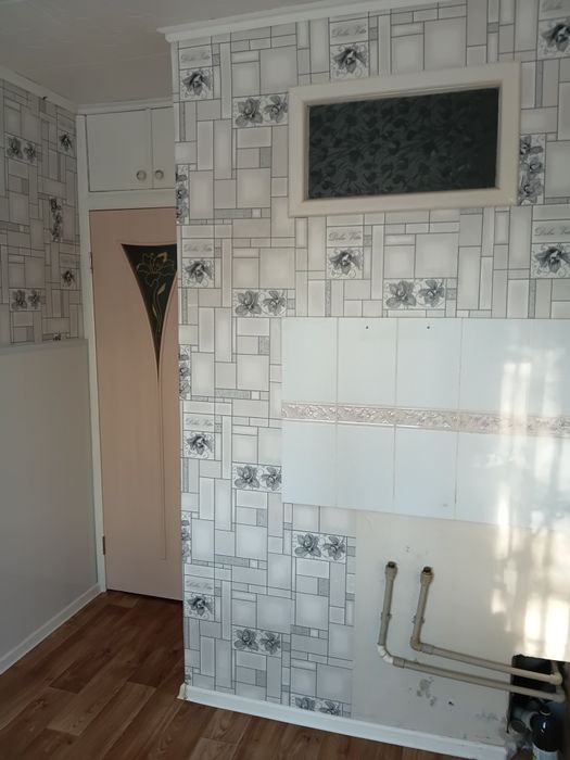 Продам 2 ком,кв,3-50,1 этаж.