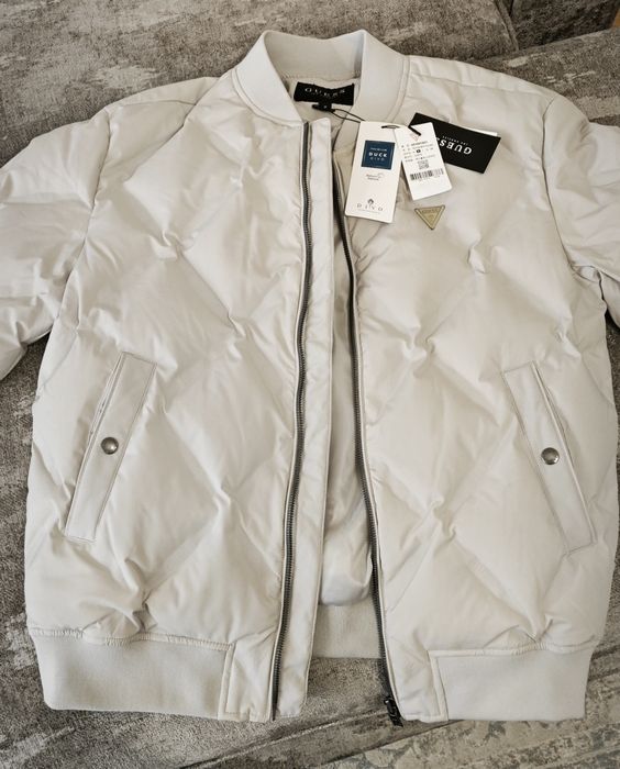 Бомбер guess новый