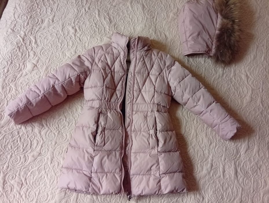 Пуховик,куртка для девочки 5-6 лет.