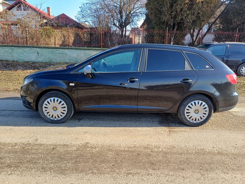 Vând Seat ibiza b+gaz