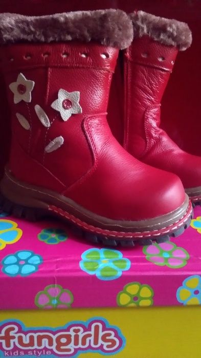 Cizme nr. 29, NOI, Fungirls, piele naturala, rosii, fete, cu eticheta