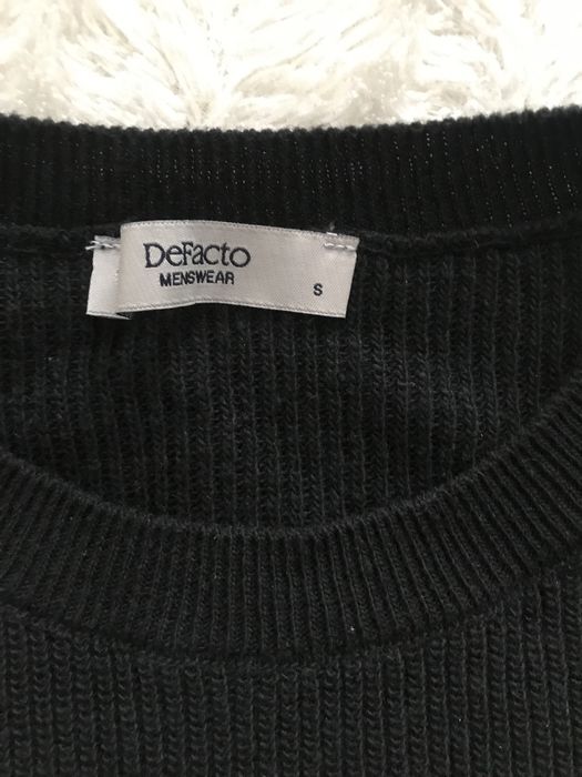 Черный свитер мужской