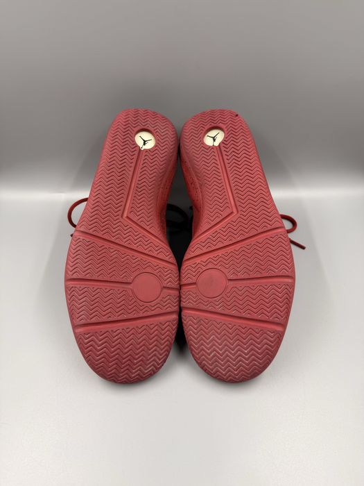 Jordan Reveal в расцветке Gym Red