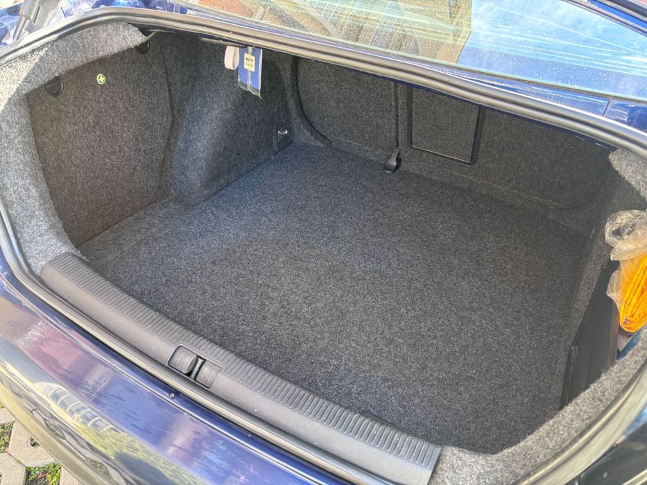 Продавам vw Jetta