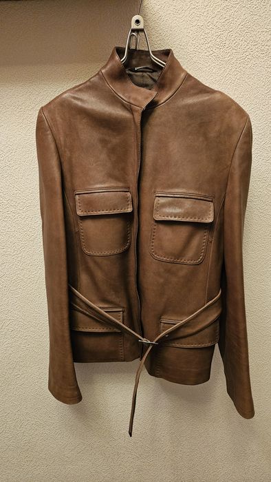 Продам куртку кожаную