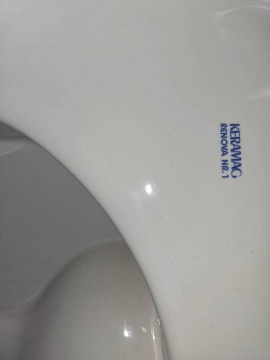 Конзолна тоалетна чиния Geberit със Структура за вграждане Grohe