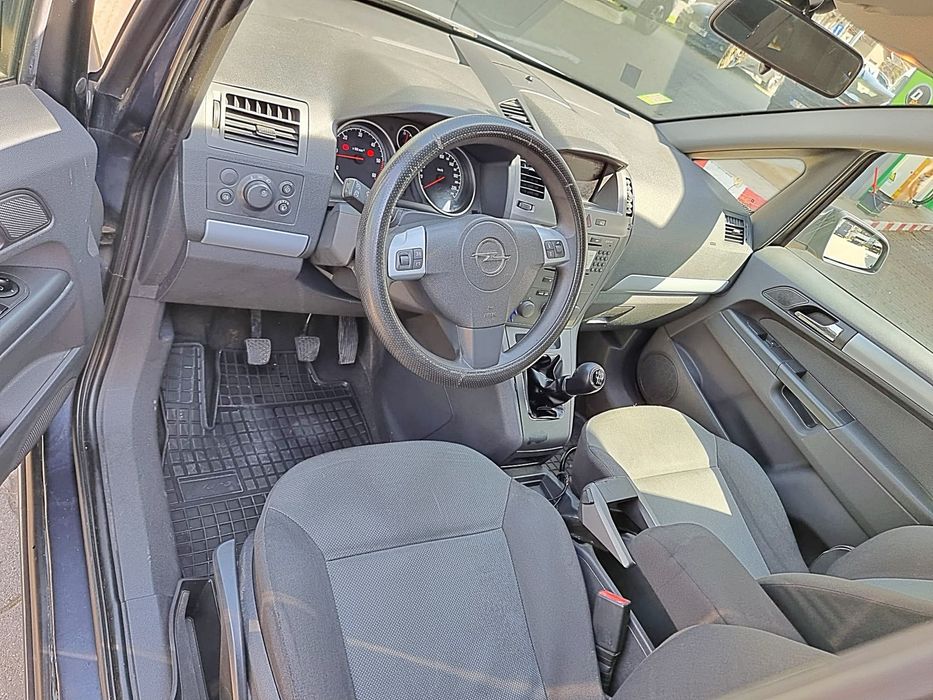 Parc Auto/Opel Zafira/2.0D/7 Locuri