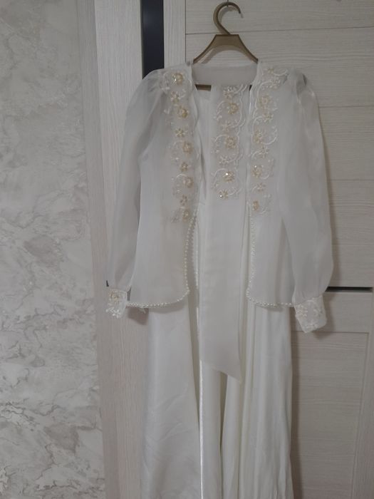 Продам платье, в хорошем качестве