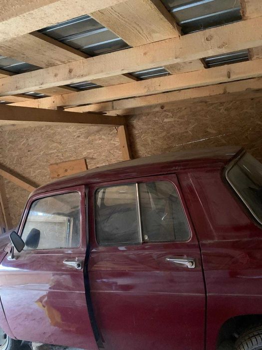 Dacia 1100 berlină, roșie, de vânzare - an de fabricație: 1964
