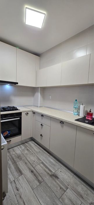 Garsoniera de inchiriat -Mega mol /40mp/etaj11/400 euro/luna