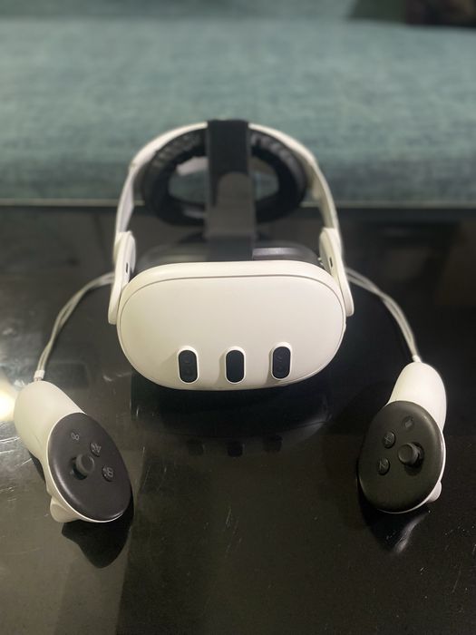 Oculus Quest 3 (128Gb) + Multe accesorii