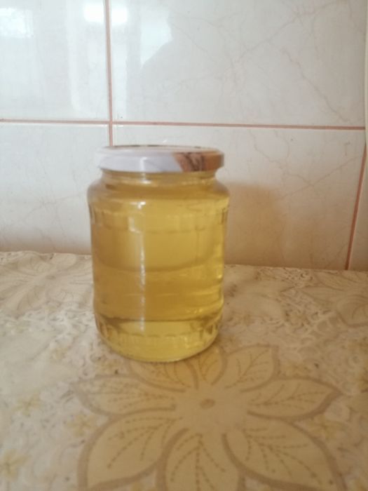 Vand miere poliflora și miere de tei