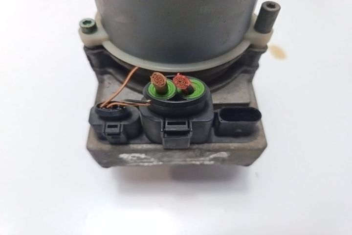 Pompa servodirectie KOYO 6Q0423371A Seat Ibiza a 3-a generatie 6L ser