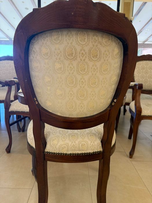 vand mobilier de lux  , restaurant 8 mese si 32 scaune