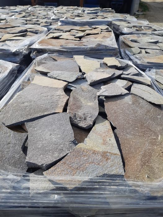 Piatra naturala lespezi.Gard.Trotuare.Lucrari Chirie Buldoescavator