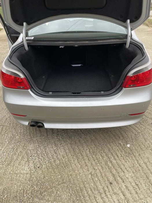 BMW 5 Series 0 — imagine 3
