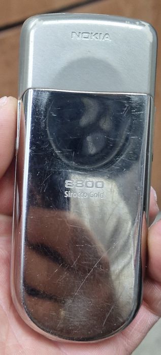 телефон Nokia 8800