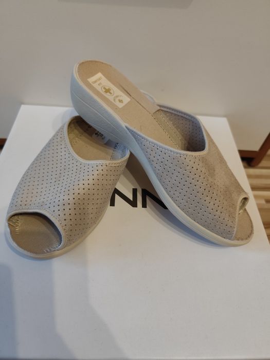 Стилни и удобни пантофи