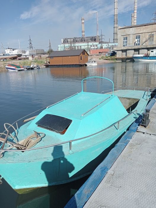 Лодка моторная двигатель мерседес