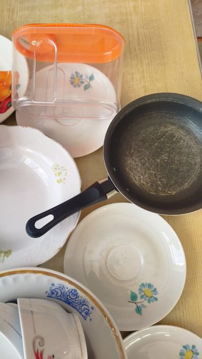 Чистая посуда для дачи