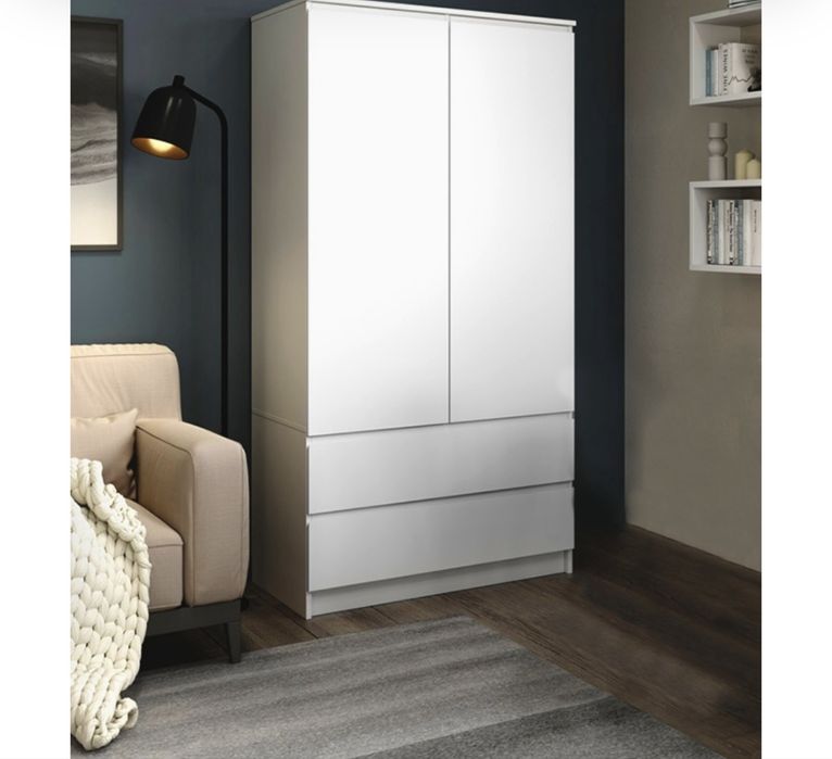 шкаф сатылады в хорошем состоянии