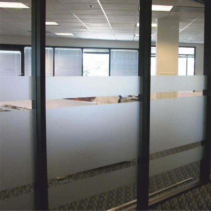 bennere sablare autocolant perforat casete colantari folie solara