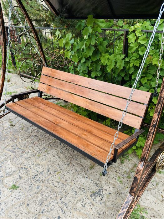 Кованые садовые качели